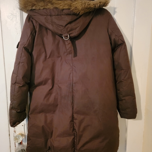 Like new DKNY puffer coat with removable hood - Picture 6 of 9